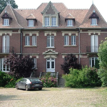 לינה וארוחת בוקר Le Manoir De Crisolles מראה חיצוני תמונה