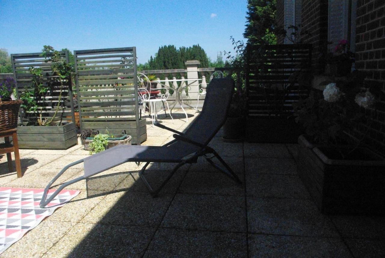 לינה וארוחת בוקר Le Manoir De Crisolles מראה חיצוני תמונה